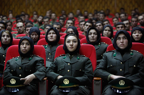 афганские женщины офицеры
